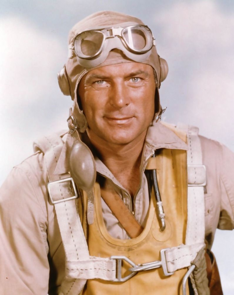 dans le rôle de Greg "Papy" Boyington 